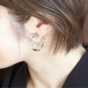 Zircon bow-tie shape ear clips for wedding dress